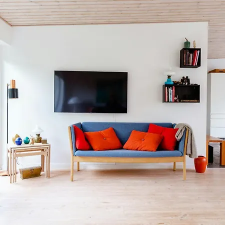 Semesterbostad Architect Design With Nature's Touch In Forest