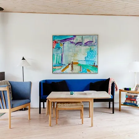 Semesterbostad Architect Design With Nature's Touch In Forest *