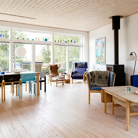 Architect Design With Nature's Touch In Forest Semesterbostad Osterby (Sonderjylland)